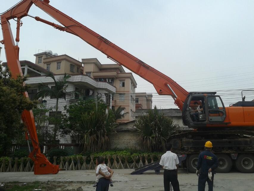 挖掘機(jī)拆樓臂、三段式加長(zhǎng)臂、挖掘機(jī)拆樓臂廠家